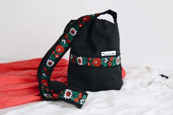 dostrim crossbody