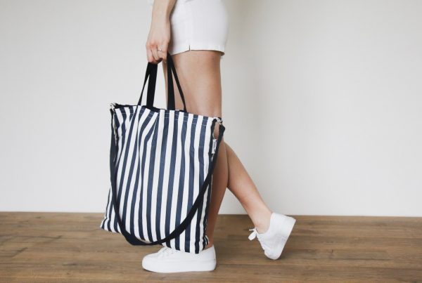 dostrim nakupna taska kabelka udrzatelna moda